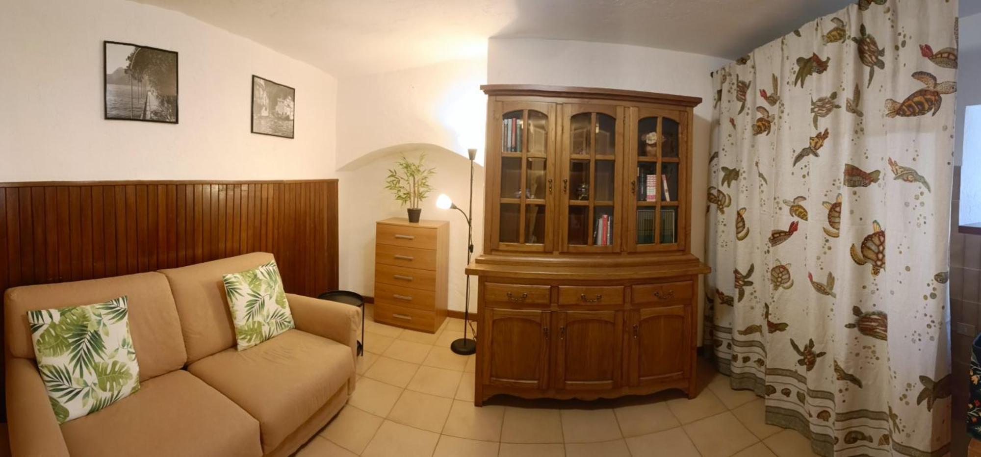 Riva Bianca Castle Holiday Home Lierna Bagian luar foto