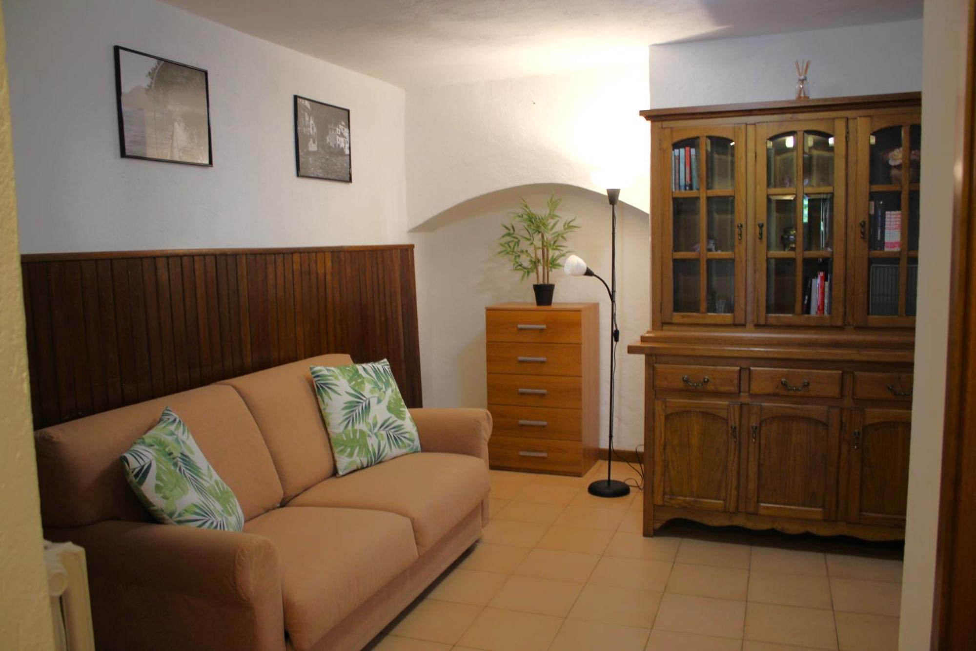 Riva Bianca Castle Holiday Home Lierna Bagian luar foto